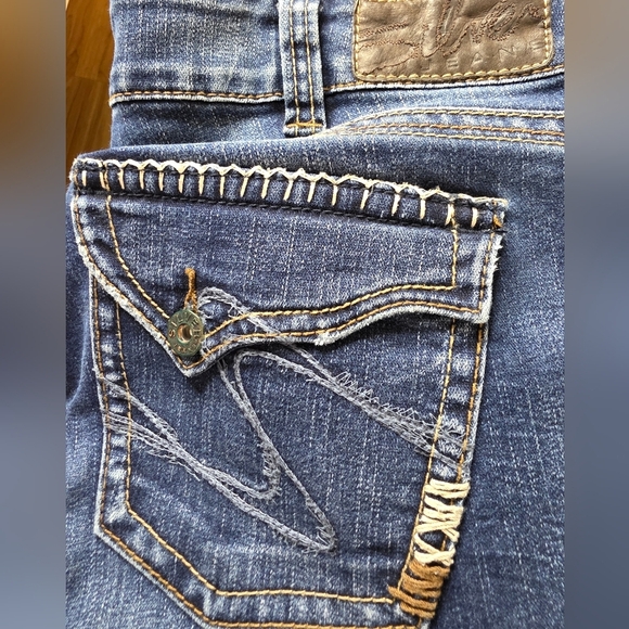 Silver Suki Bootcut Jeans 30/34 Dark Wash - Picture 9 of 15